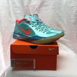 Nike Zoom Hyperdunk 2011 “Son of The Dragon”